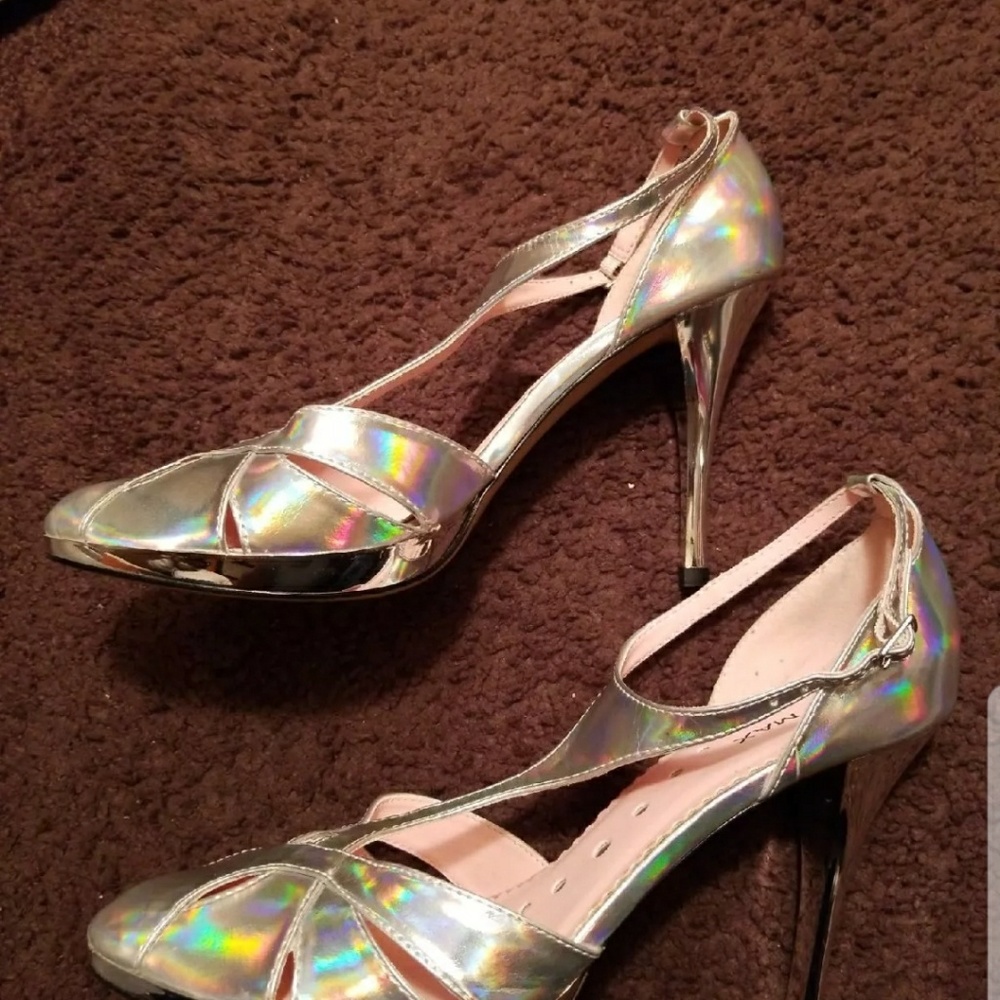 New pumps - Picture 3 of 4